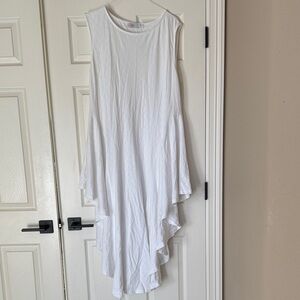 White Sleeveless Dress